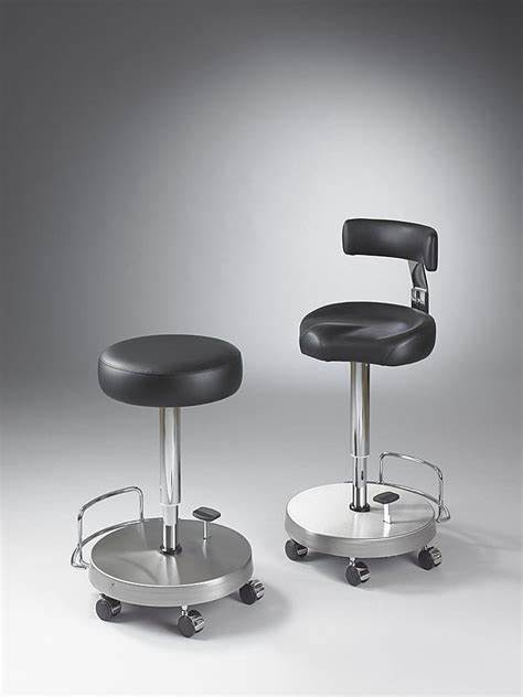 Special surgical stool suitable for all areas of surgery, particularly operating room Stainless steel safety base with 5 steering castors (abrasion resistant, non-discolouring, corrosion resistant synthetic double castors, load-dependent braked, electrically conductive) Foot brake integrated in the transport frame Height adjustment from 510–740 mm with installed gas pressure spring using foot operation with large, chromed safety foot bar Seat height: 510 – 740 mm Black electrically conductive upholstery Stand area Ø480