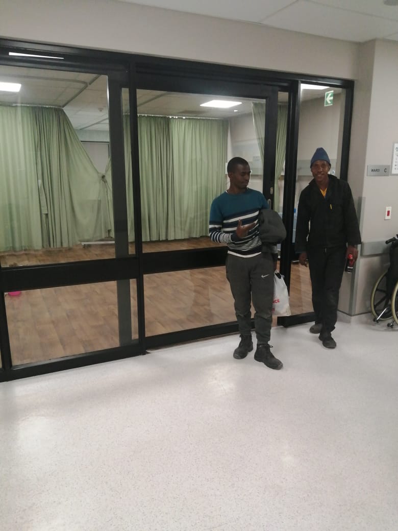 Aliminium sliding door custom made